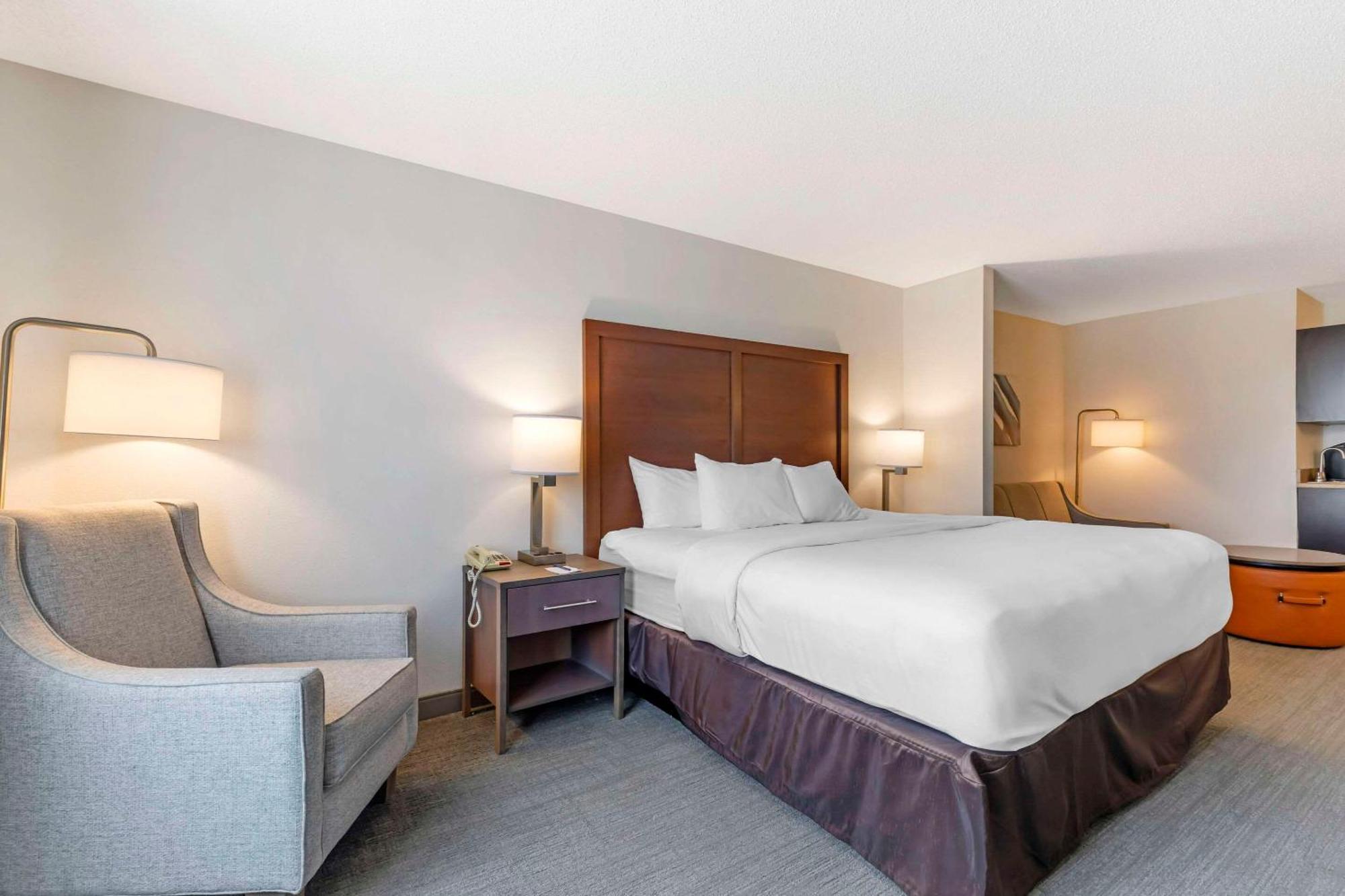 Comfort Inn & Suites Честертаун Экстерьер фото