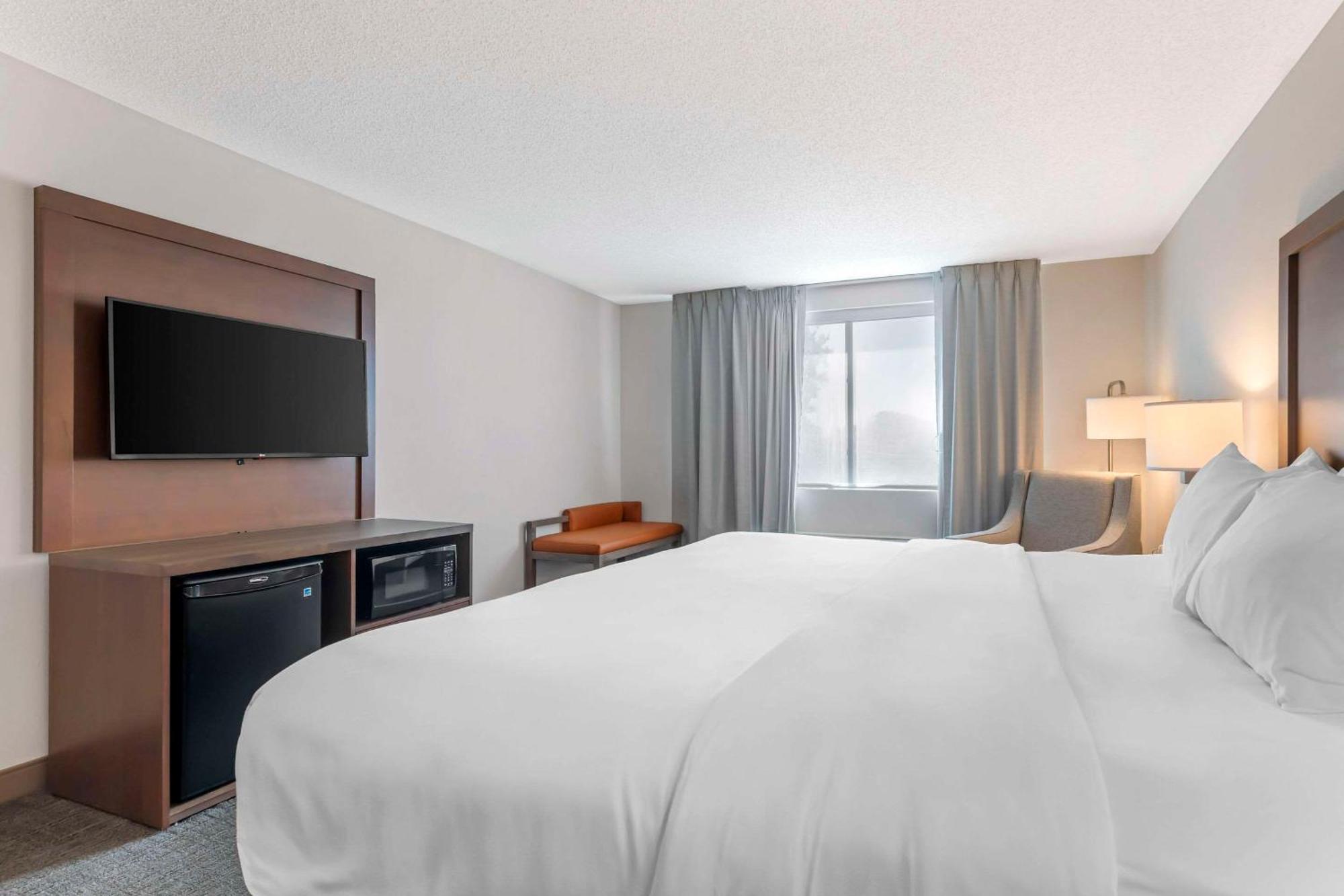 Comfort Inn & Suites Честертаун Экстерьер фото